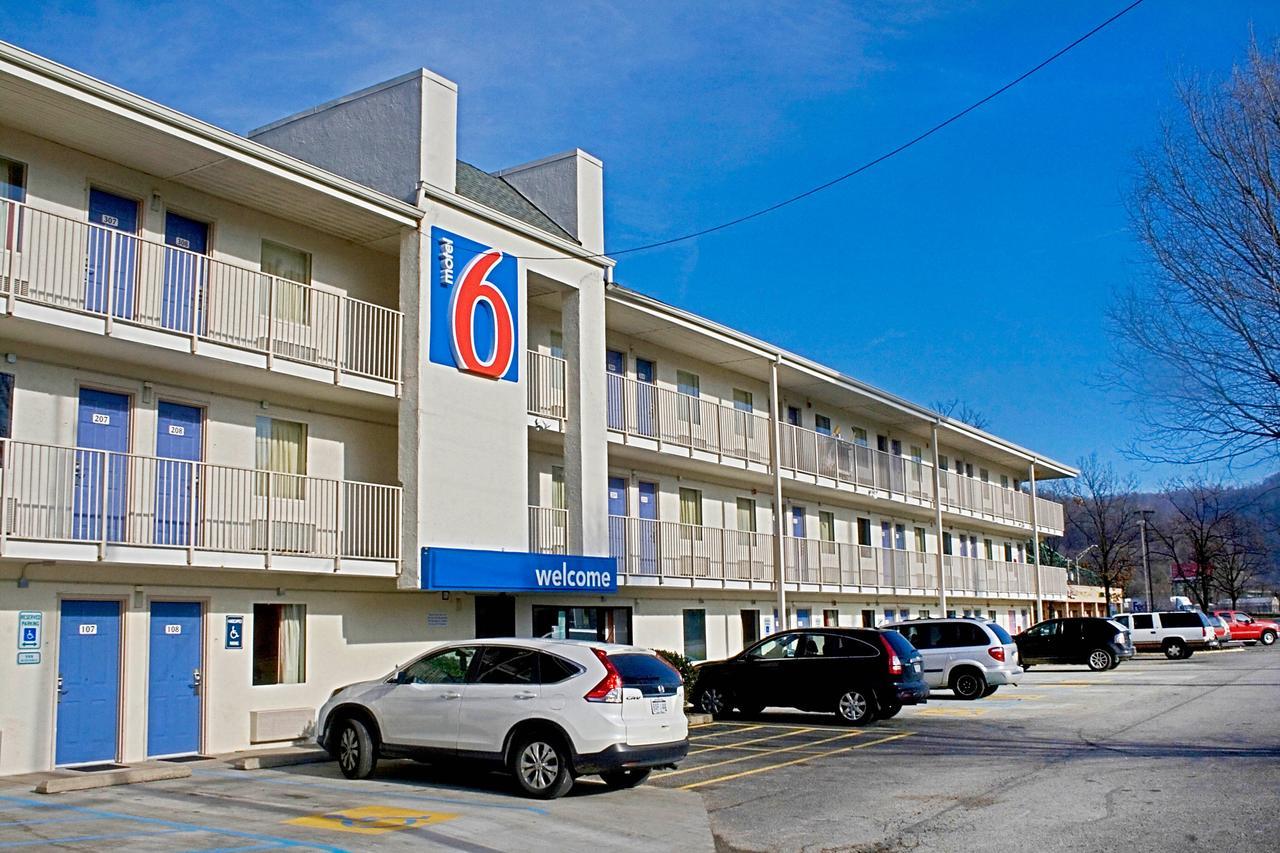 Days Inn By Wyndham Charleston Wv Exterior foto